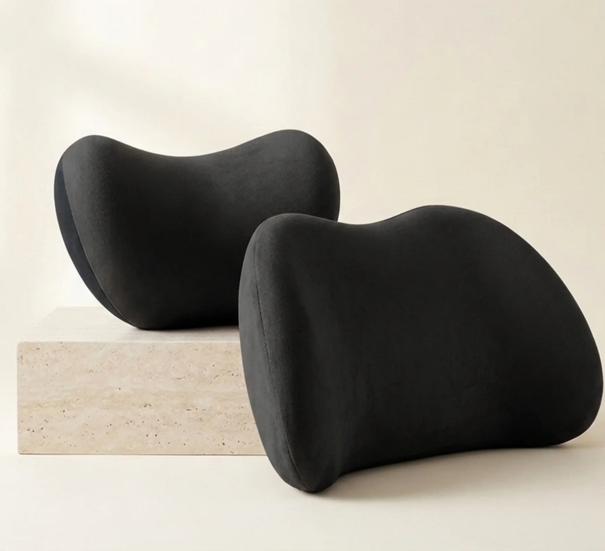 Drivlo pillow set in Black